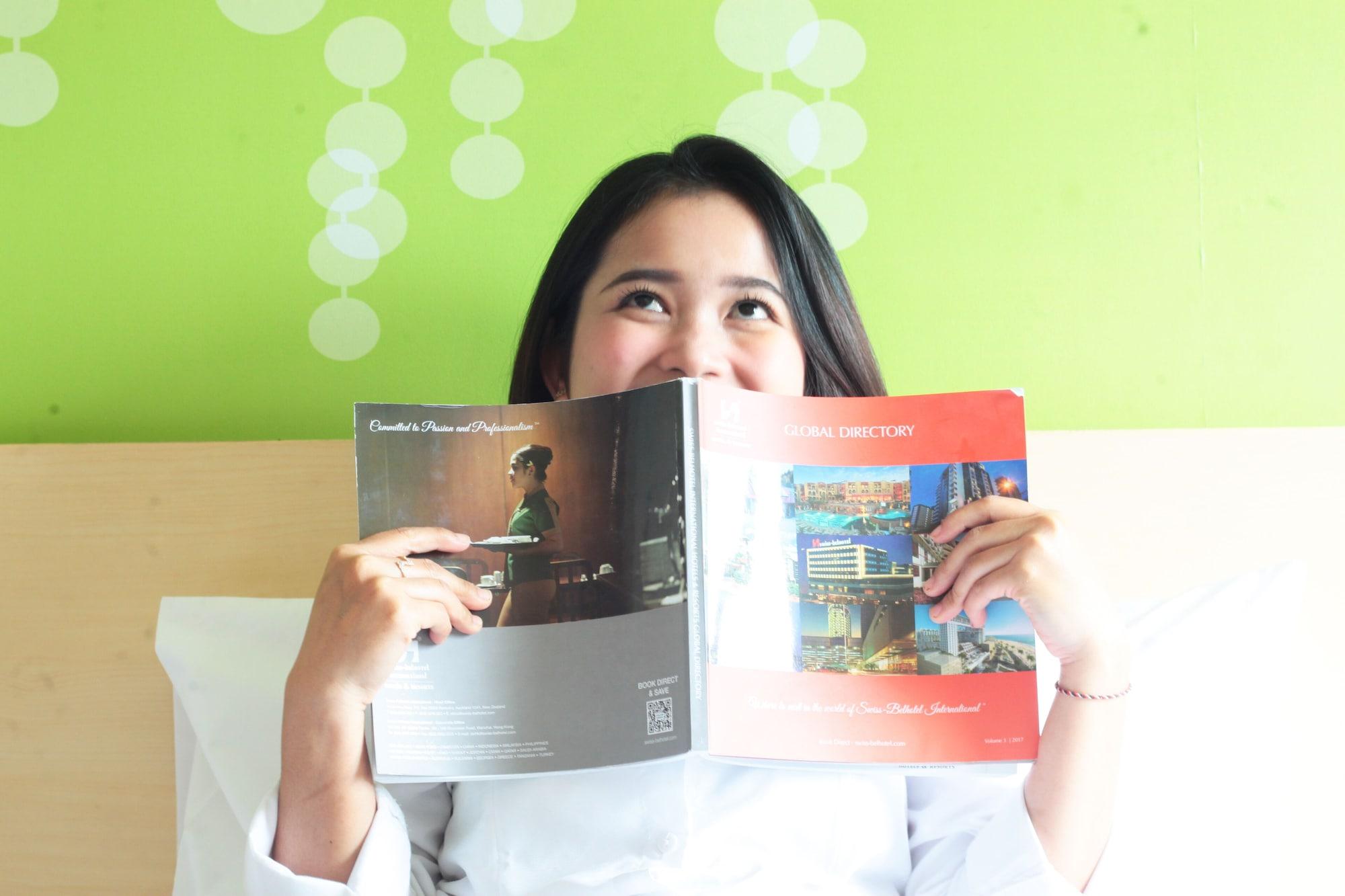 Zest Jemursari By Swiss-Belhotel International Surabaya Ngoại thất bức ảnh
