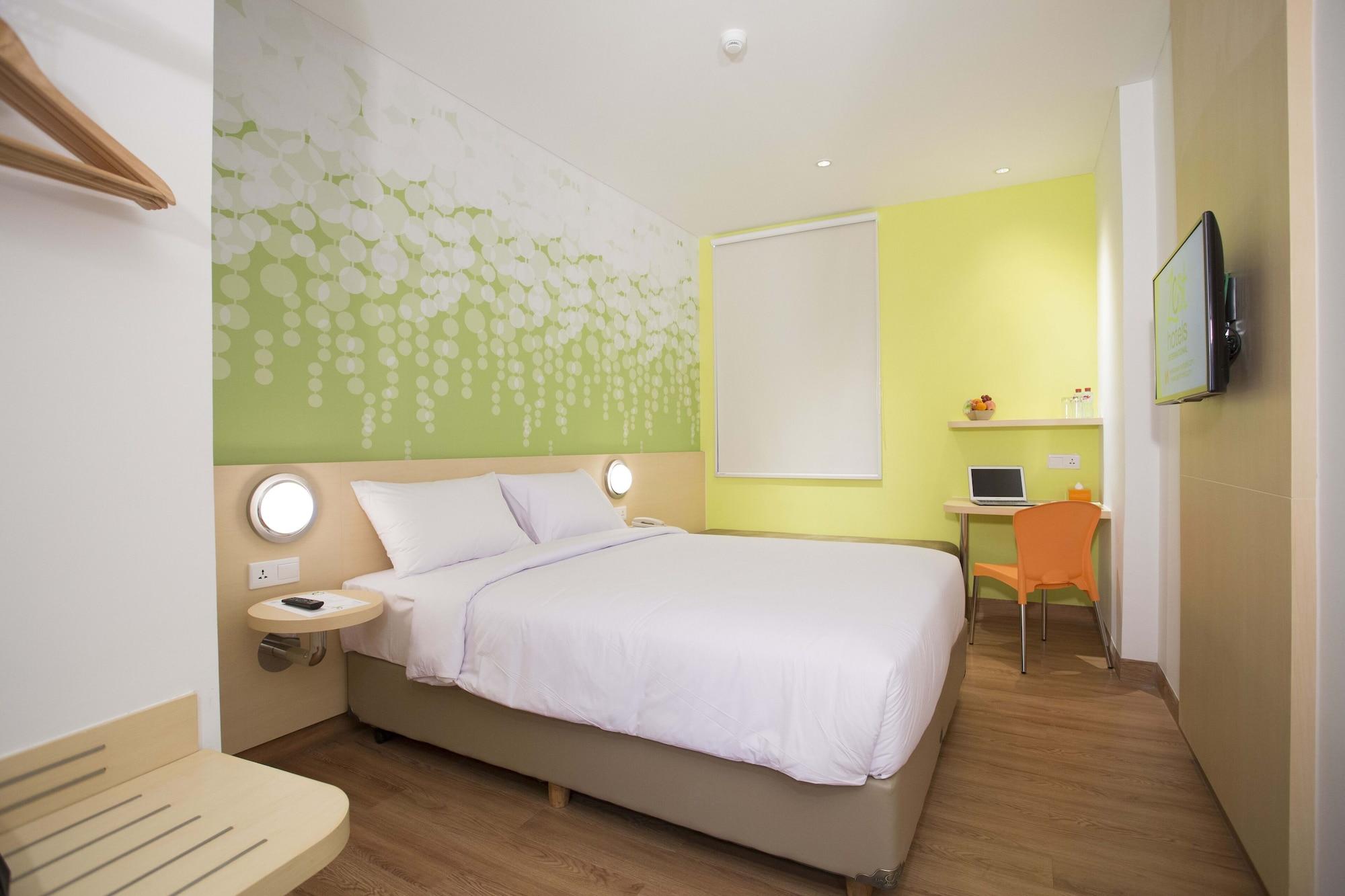 Zest Jemursari By Swiss-Belhotel International Surabaya Ngoại thất bức ảnh