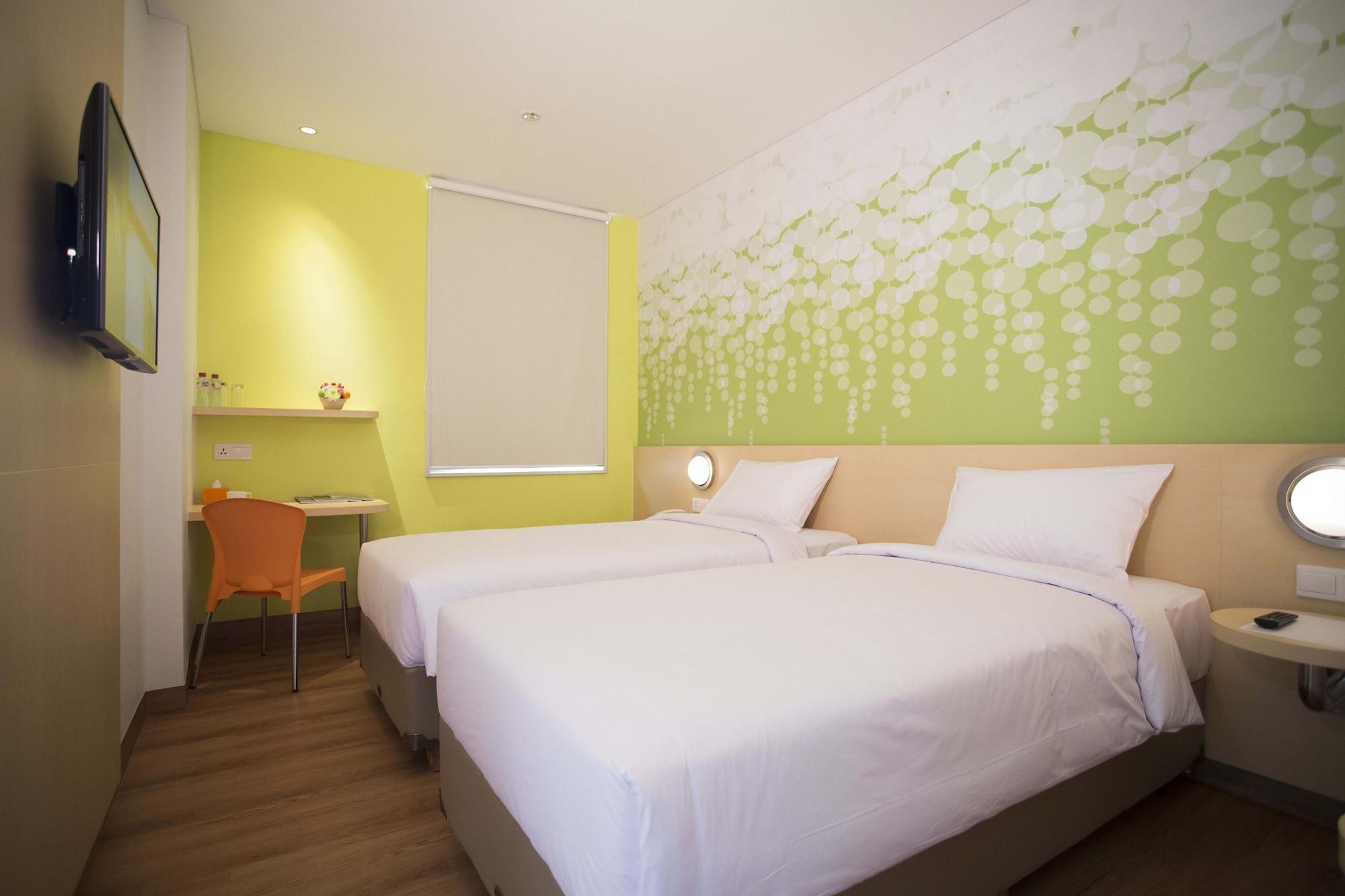 Zest Jemursari By Swiss-Belhotel International Surabaya Ngoại thất bức ảnh