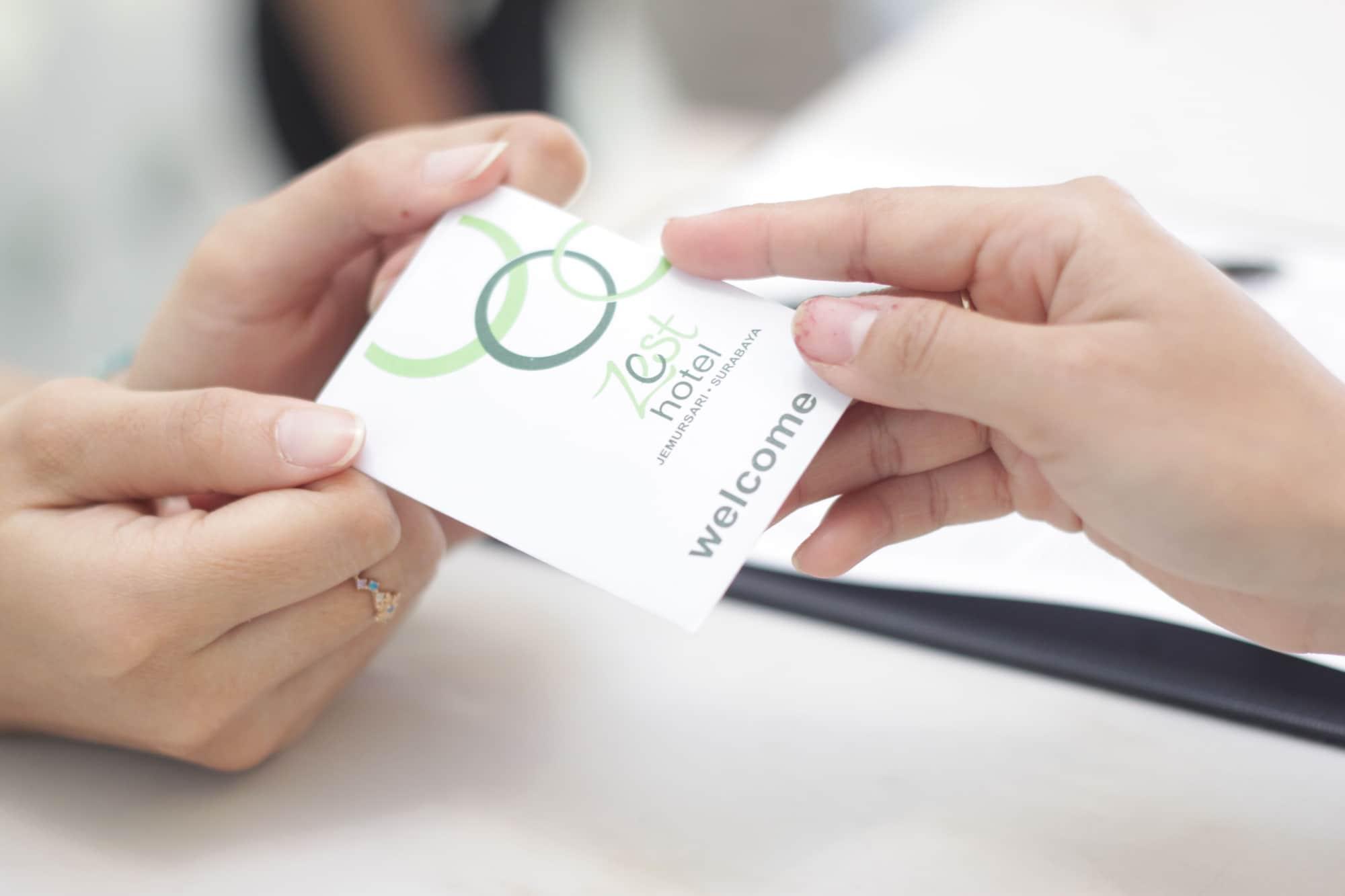 Zest Jemursari By Swiss-Belhotel International Surabaya Ngoại thất bức ảnh